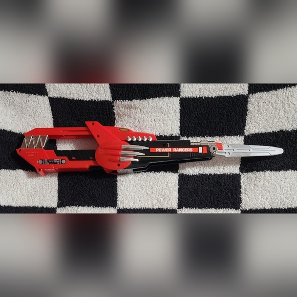 Vintage 1991 Bandai Power Rangers Red Ranger Red Blade Blaster. Works great! - Picture 5 of 5